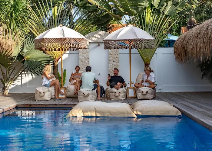 Castaway Villa *