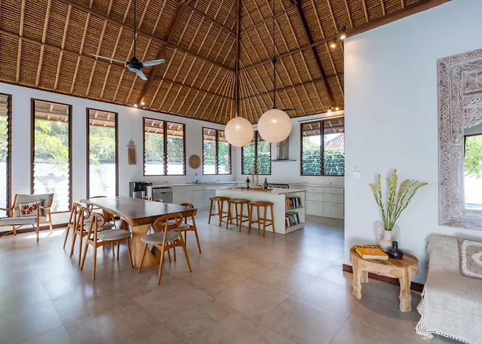 Castaway Villa *