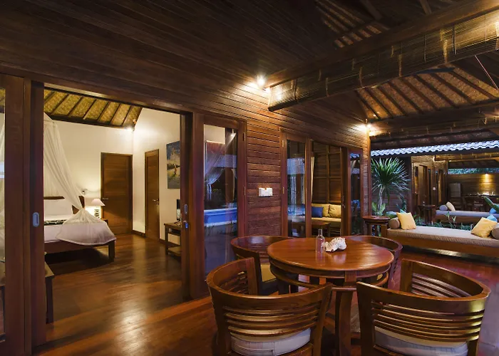Castaway Villa *