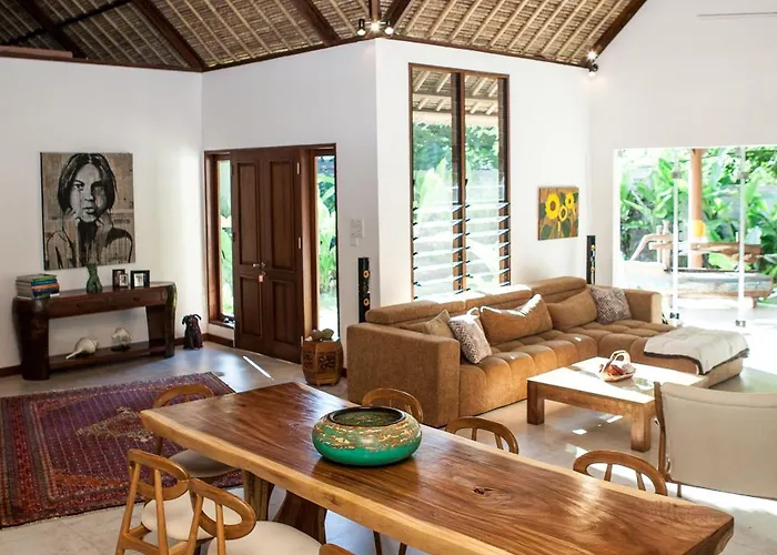 Castaway Villa *